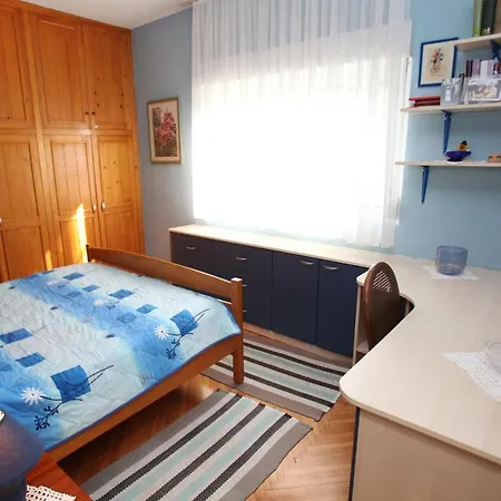 15011a Apartment Trogir