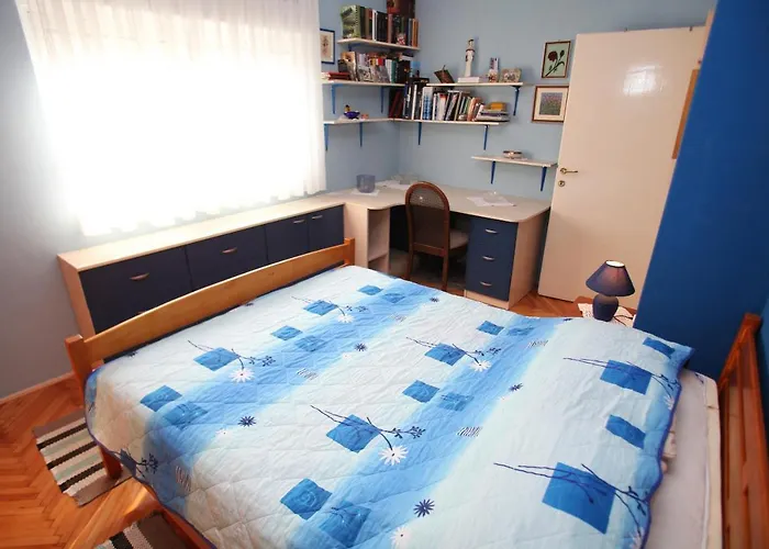 15011a Appartement Trogir